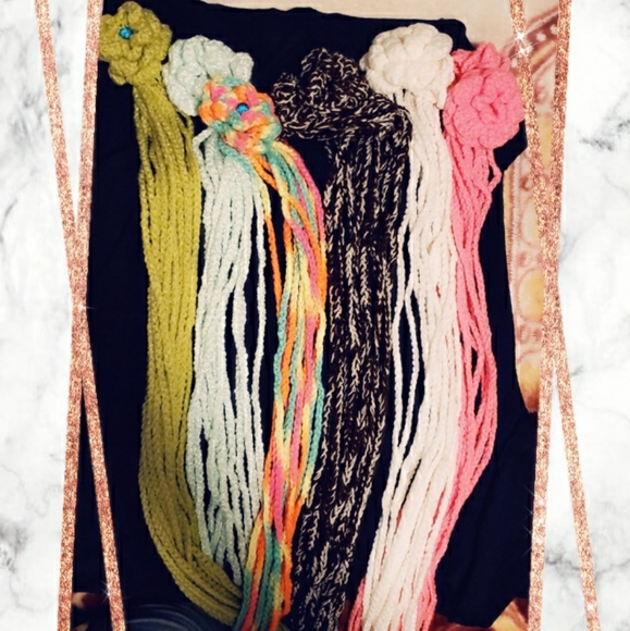 Scarf, - Picture 4 of 8